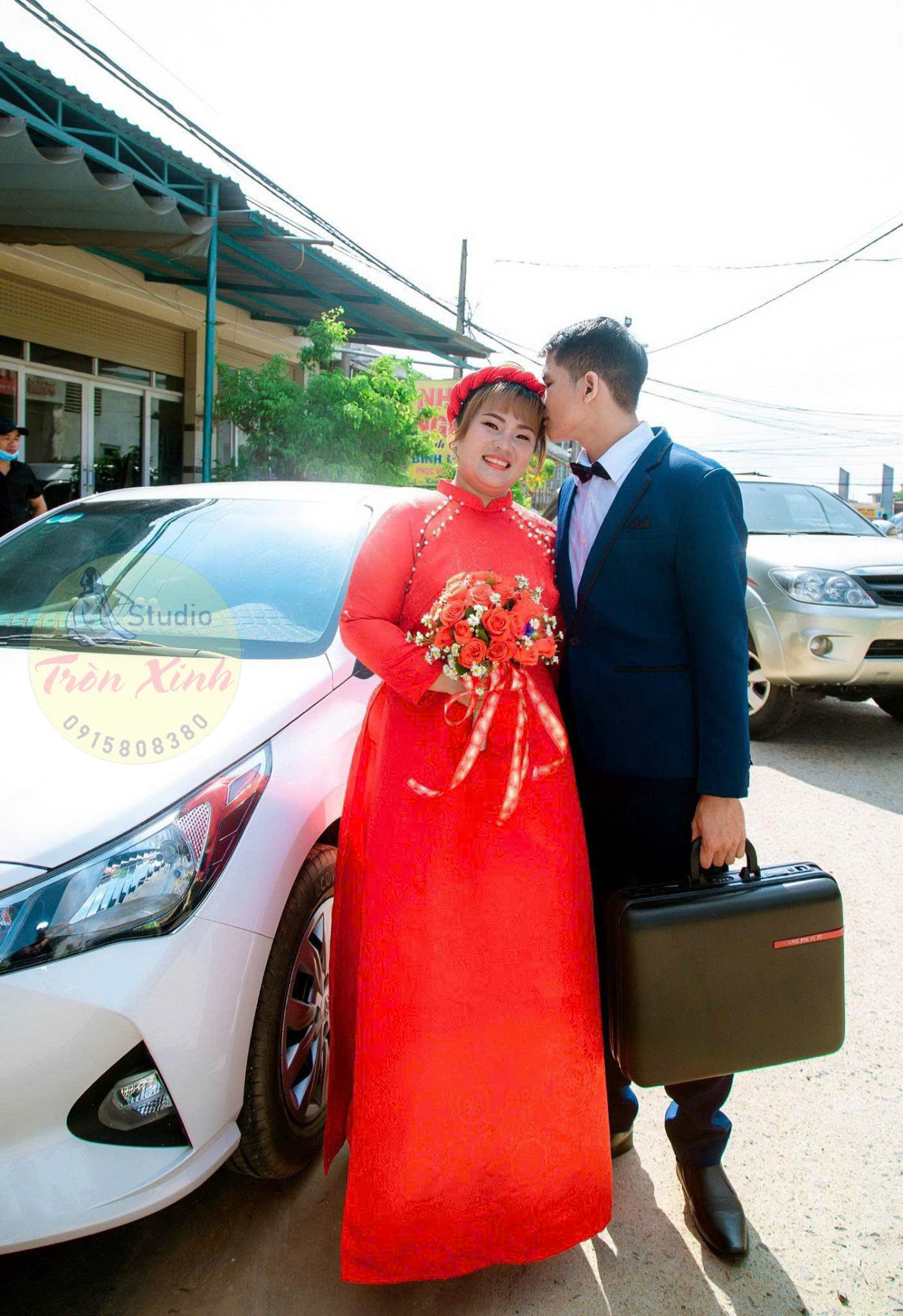 Thuê Áo Dài Cưới Bigsize Tròn Xinh Tỏa Sáng